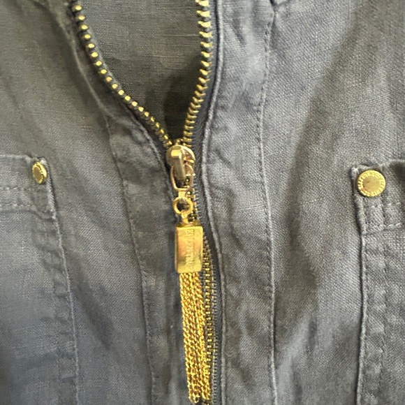 Excellent condition Ellen Tracy Gray Sleeveless linen tunic size L. Gold details - Picture 2 of 10